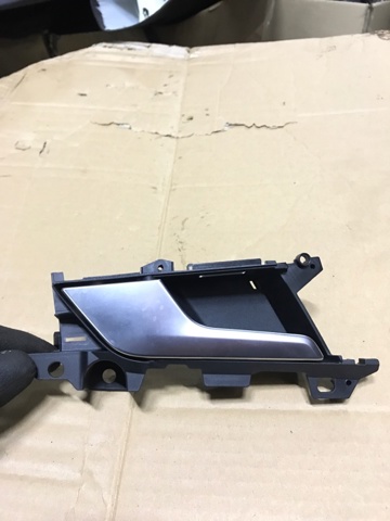 VAG 8W0839019A4PK Ручка двери задней внутренняя левая в наличии Кривой Рог