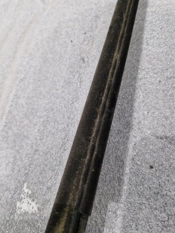 Молдинг опускного стекла нижний, двери задней, левой 8W0839477A VAG