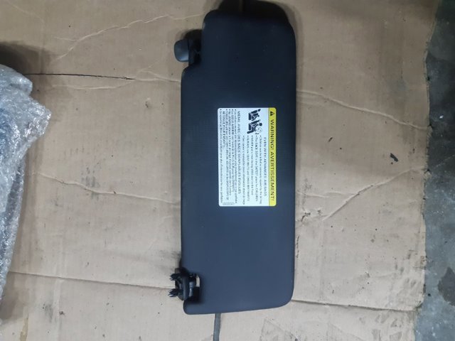 Козырек противосолнечный 8W0857551AA7C0 VAG