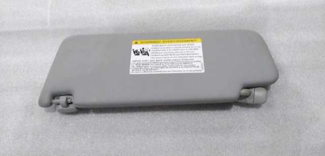 Козырек солнцезащитный 8W0857552AMEA7 VAG
