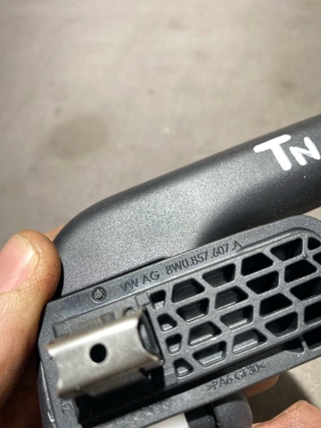 VAG 8W0857607A4PK Ручка крыши салона в наличии Ирпень