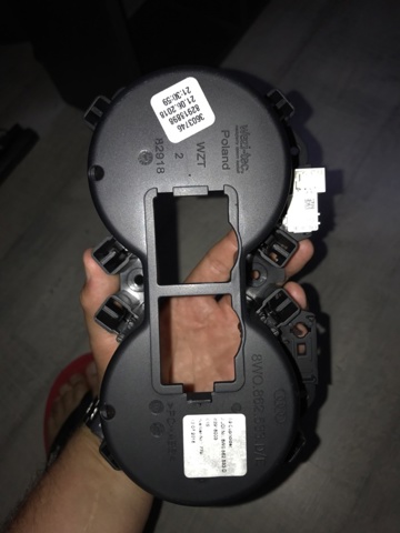 VAG 8W0862533D6PS Подстаканник подлокотника центральной консоли в наличии Житомир