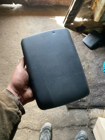 Кронштейн подлокотника 8W0864207H38M VAG