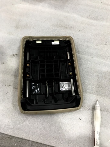 VAG 8W0864207HZC1 Подлокотник центральной консоли в наличии Полтава