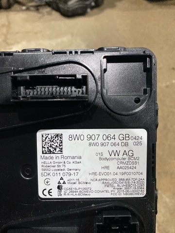 VAG 8W0907064GB в наличии Полтава