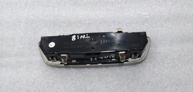 8W0947111BC5 VAG Плафон освещения салона (кабины) задний купить в Запорожье