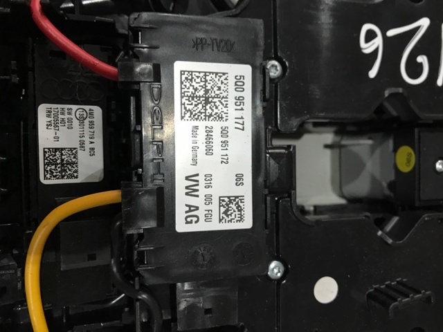 VAG 8W0947135ANBC5 в наличии Харьков