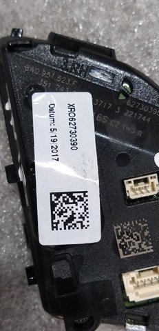 8W0951523FXHA VAG Блок кнопочных переключателей рулевого колеса купить в Винница