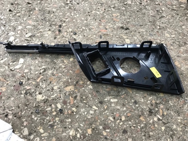 VAG 8W0959528A6PS Ручка двери задней внутренняя правая в наличии Сумы