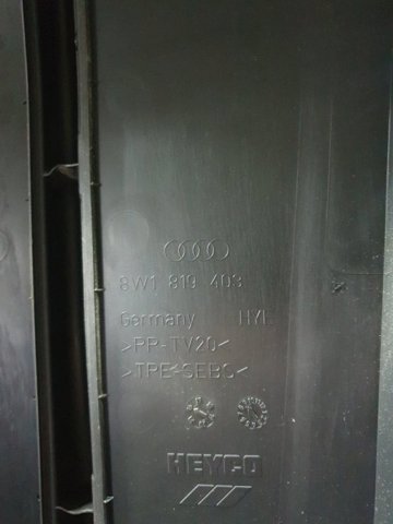 8W18194039B9 VAG Водосток лобового стекла, жабо купить в Тернополь