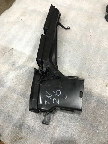 Центральный воздуховод 8W1819726A VAG