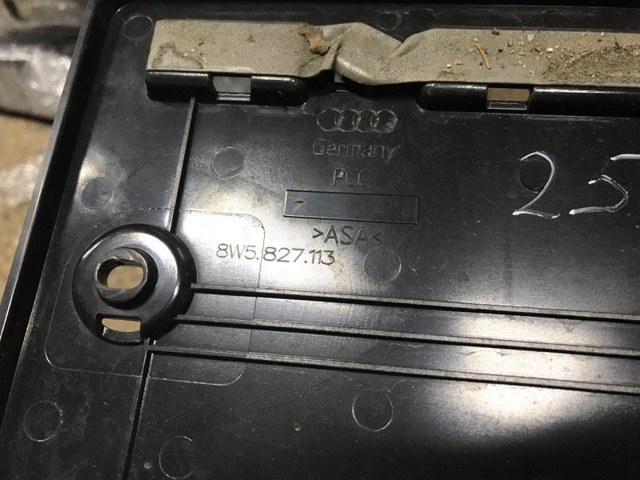 VAG 8W58271139B9 в наличии Житомир