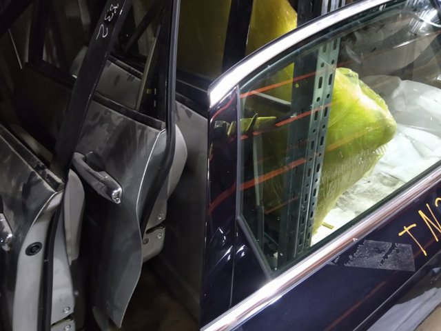 VAG 8W5839904A5FQ Накладка двери задней правой вертикальная в наличии Житомир