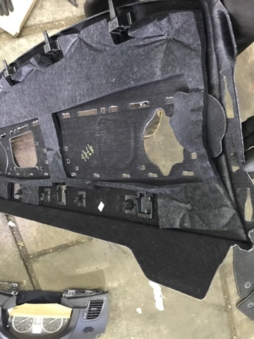 VAG 8W5863411AG7U3 Полка салона задняя в наличии Чернигов