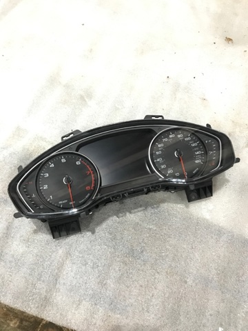 Приборная доска 8W5920870A VAG