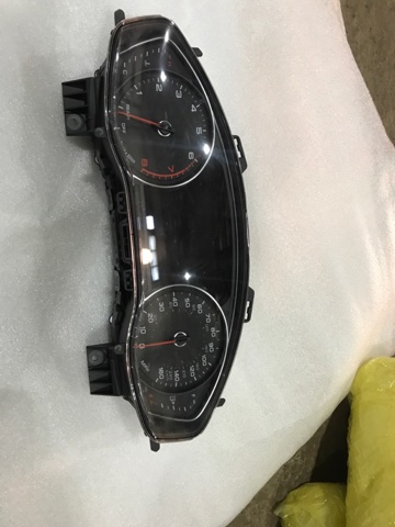 Щиток приборов 8W5920870C VAG