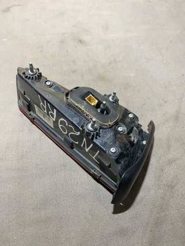 8W5945094A VAG Фонарь задний правый внутренний купить в Одесса