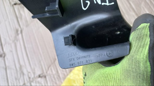VAG 8W59718214PK в наличии Днепр