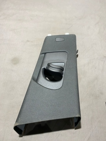Обшивка стойки кузова внутренняя, средняя правая 8W8867244V48 VAG