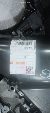 8W8867304BWFA VAG Обшивка (облицовка) внутренняя двери задней правой купить в Николаев