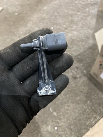 Датчик температуры воздуха 8Z0820535A VAG