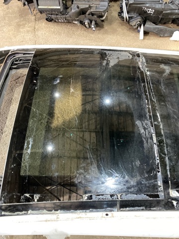 NISSAN 912055NA0A Люк в сборе в наличии Днепр