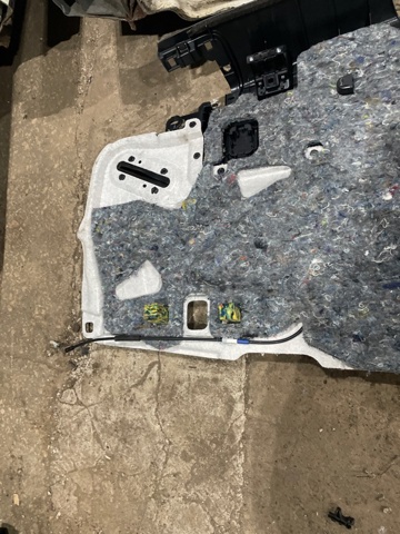 94027AN02AVH SUBARU Облицовка багажного отсека левая купить в Одесса
