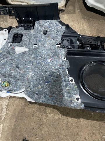 SUBARU 94027AN02AVH Облицовка багажного отсека левая в наличии Житомир