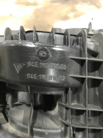 94611001603 PORSCHE Коллектор впускной купить в Черновцы