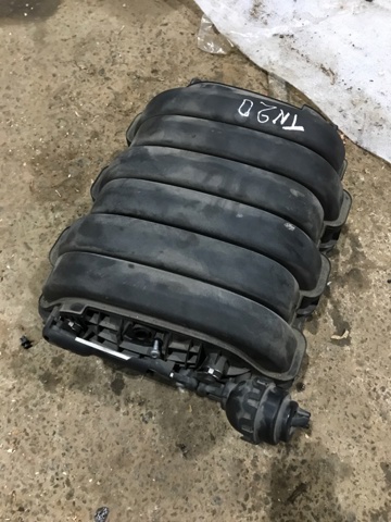 Коллектор впускной 94611001603 PORSCHE
