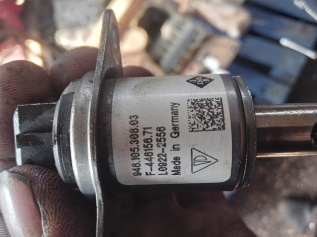 PORSCHE 94810530803 Клапан (заслонка) вакуумного насоса в наличии Житомир