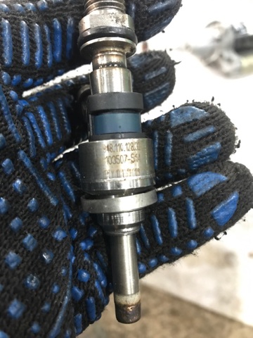 94811012823 PORSCHE Форсунка впрыска топлива купить в Киев
