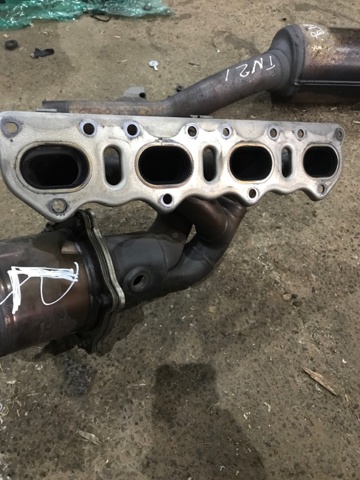 94811113000 PORSCHE Коллектор выпускной левый купить в Тернополь