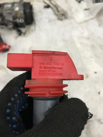94860210410 PORSCHE Катушка зажигания купить в Ирпень