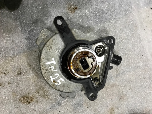 95511005003 PORSCHE Вакуумный насос купить в Харьков