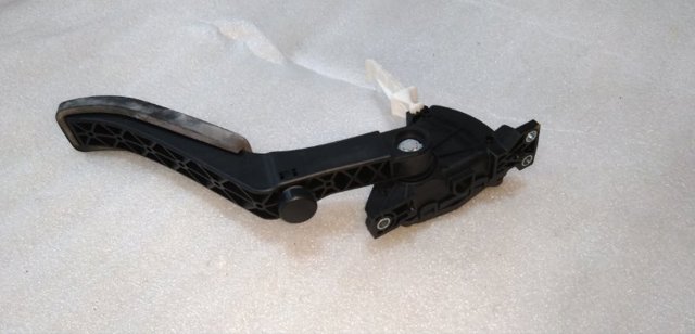 PORSCHE 95542302340 Педаль газа в наличии Черкассы