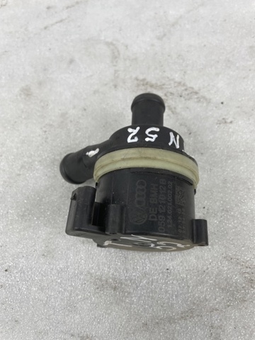 Водяной насос охлаждения электрический дополнительный 95810631300 PORSCHE