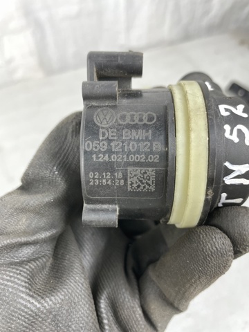 95810631300 PORSCHE Помпа водяная (насос) охлаждения, дополнительный электрический купить в Ужгород
