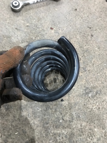 PORSCHE 95834353341504 Пружина передняя в наличии Каменское