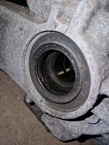 PORSCHE 95835001001 в наличии Ирпень