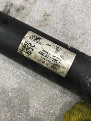 PORSCHE 95842101004 Кардан передний в наличии Черкассы