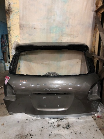 Крышка багажника 95851201105GRV PORSCHE