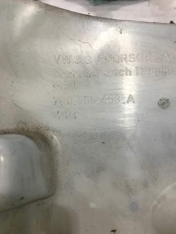 PORSCHE 95852870400 Бачок омывателя стекла в наличии Сумы