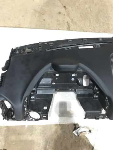 95855200300DK4 PORSCHE Торпедо купить в Украина