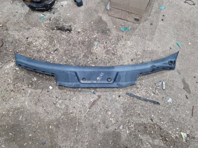 PORSCHE 958572564019B9 Водосток лобового стекла, жабо в наличии Полтава