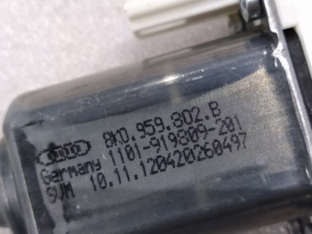 95862480200 PORSCHE Мотор стеклоподъемника двери передней правой купить в Тернополь