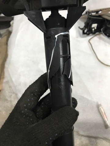 95862830200G2X PORSCHE Накладка форсунки омывателя фары передней купить в Ужгород