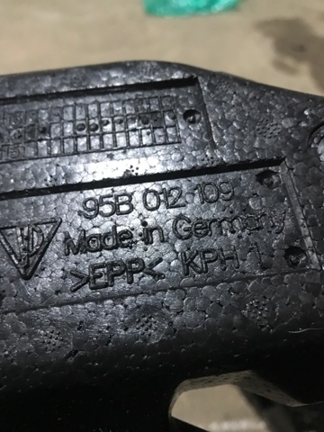 PORSCHE 95B012109 в наличии Кривой Рог