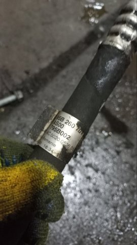 Шланг кондиционера, от компрессора к радиатору 95B260701E PORSCHE