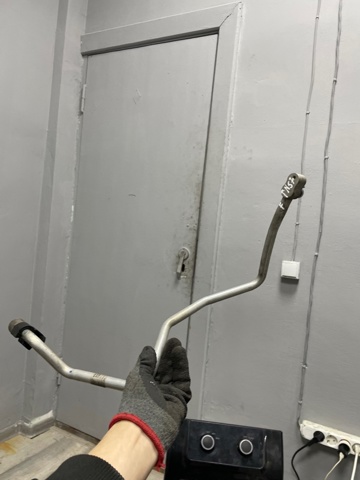 95B260702D PORSCHE Шланг кондиционера, от компрессора к радиатору купить в Львов